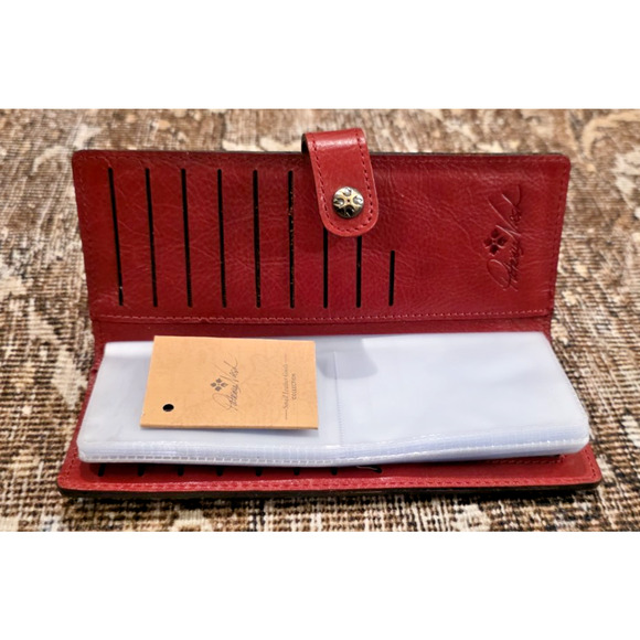 NWT Patricia Nash Red Rosso Fiore Leather RFID Card Holder Wallet - Picture 3 of 6